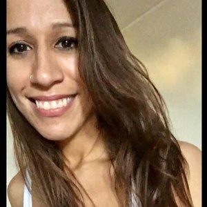 Meet your Posher, Hillary